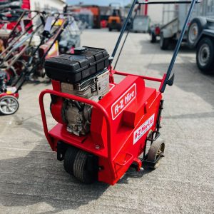 LAWN AERATOR PETROL
