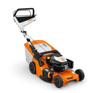 RM 453.3 T Petrol Lawn mower